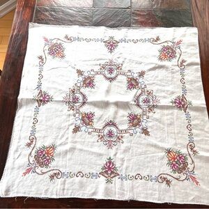 Vintage 1950's Hand Embroidered Floral Linen Tablecloth 31"x32" Cross Stitch